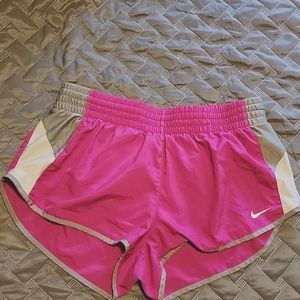 Active running shorts